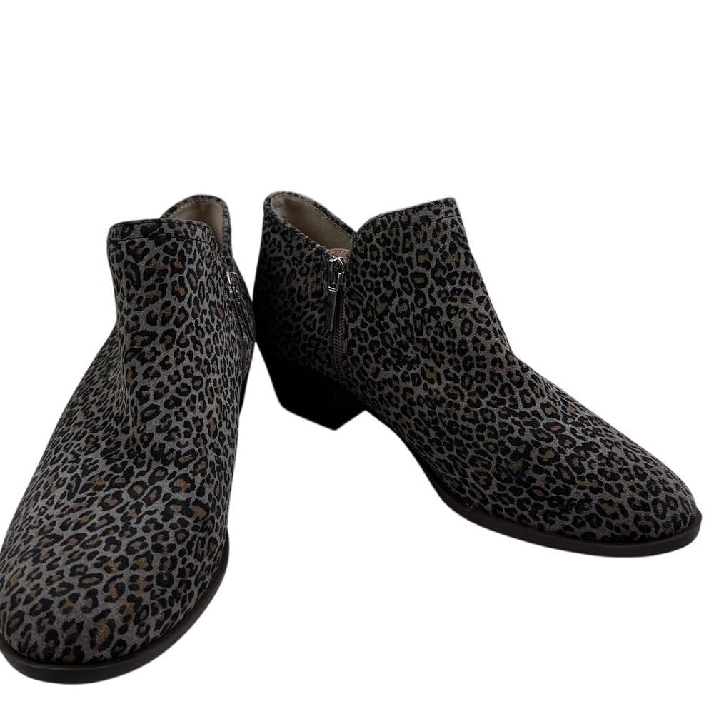 Crown & Ivy Kendall Animal Leopard Print Leather Classic Chic Booties Women's 8